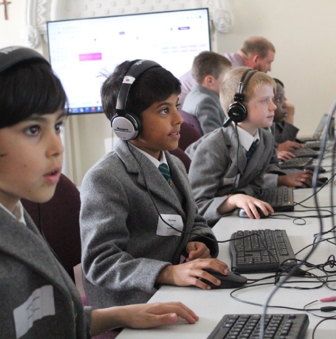News » Year 4 Explore Music In Technology Workshop